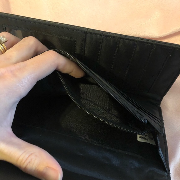 Black Wallet - Picture 4 of 6